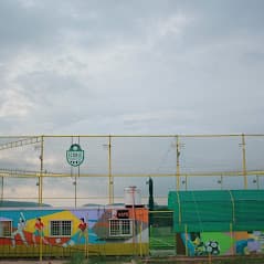 Washrooms with shower cabinets (men & women)